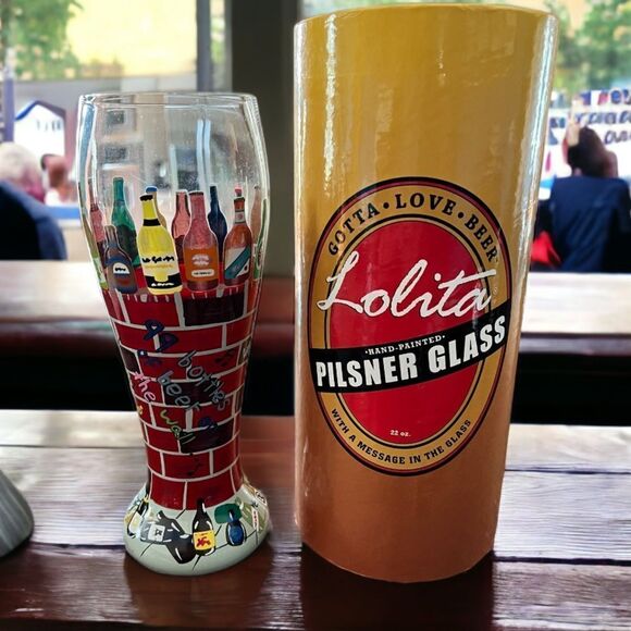 Lolita Collectible Hand-Painted Pilsner Glass 99 Bottles of Beer on the Wall - Picture 1 of 8